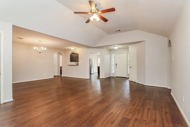 Building Photo - 9808 Woodhollow Dr