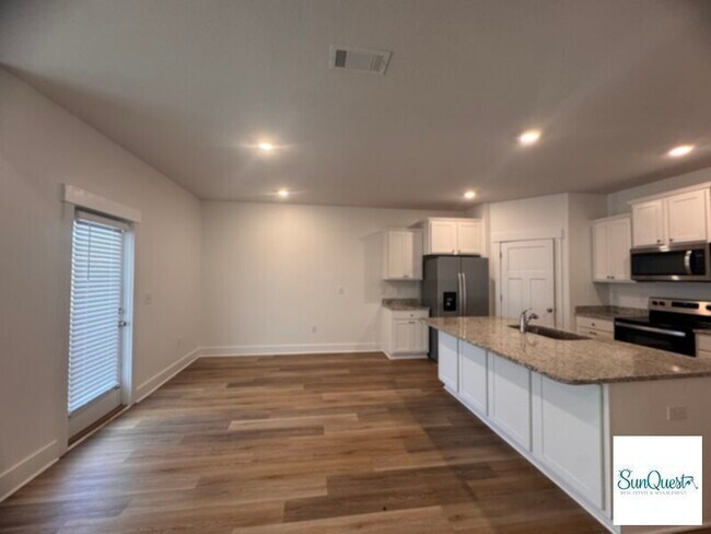 Foto del edificio - 6419 Forest Bay Ave