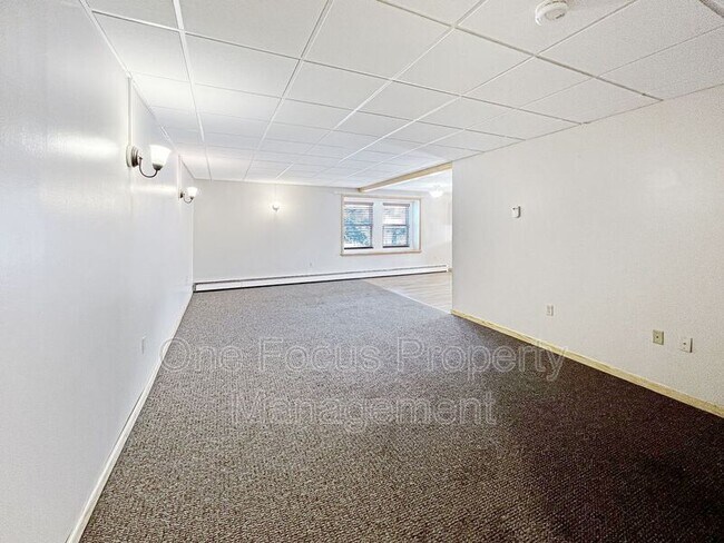 Foto del edificio - 1585 W Southern Ave
