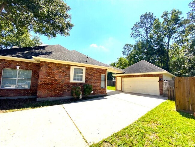Building Photo - 25564 Dogwood Ln