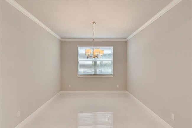 Building Photo - 5520 La Canada Wy