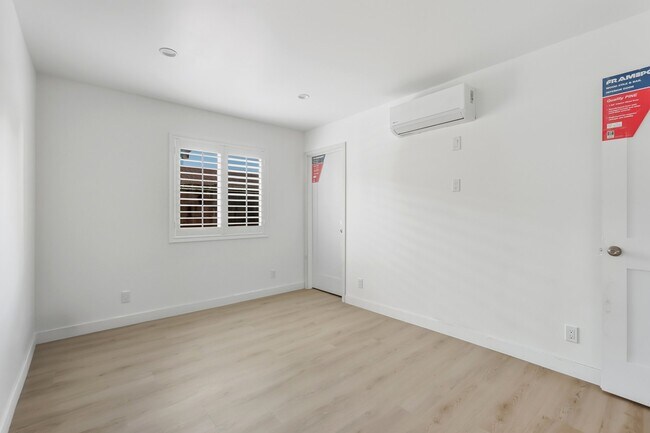 Building Photo - 13054 Terra Bella St