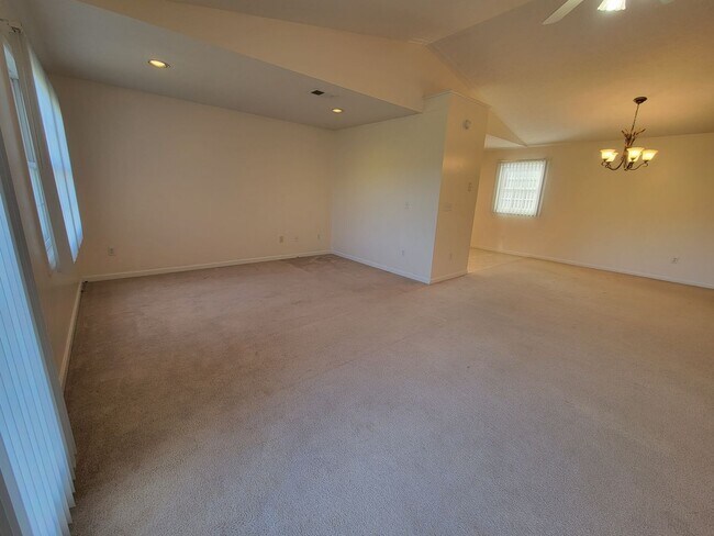 Foto del edificio - 3 Bedroom, 2 Bath Condo located on the Mou...