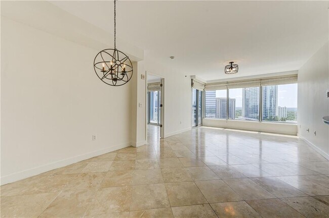 Foto del edificio - 3338 Peachtree Rd NE