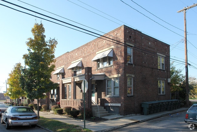 Building Photo - 295-315 S 17th St