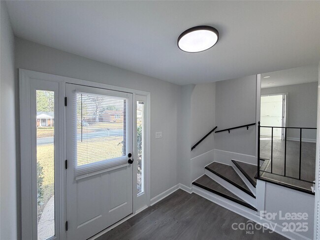 Foto del edificio - 6207 Eagle Peak Dr