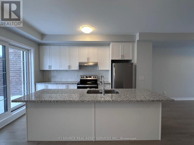 Photo du bâtiment - 83 York Downs Blvd