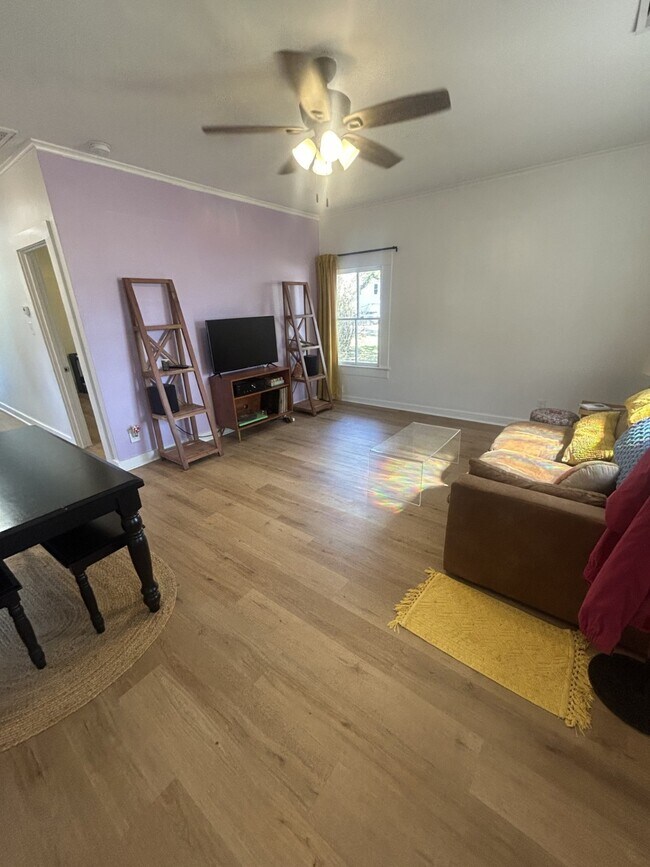 Building Photo - 5306 Avenue P 1/2