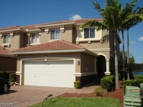 Building Photo - 9532 Roundstone Cir