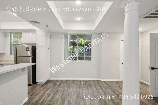 Building Photo - 2245 S Beverly Glen Blvd