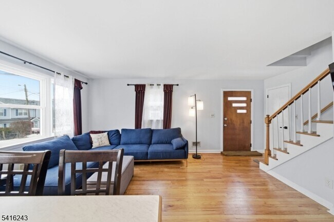 Foto del edificio - 37 Wenonah Ave