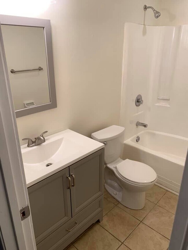 245 Hurdle Dr, Chesapeake, VA 23322 Townhome Rentals in Chesapeake VA