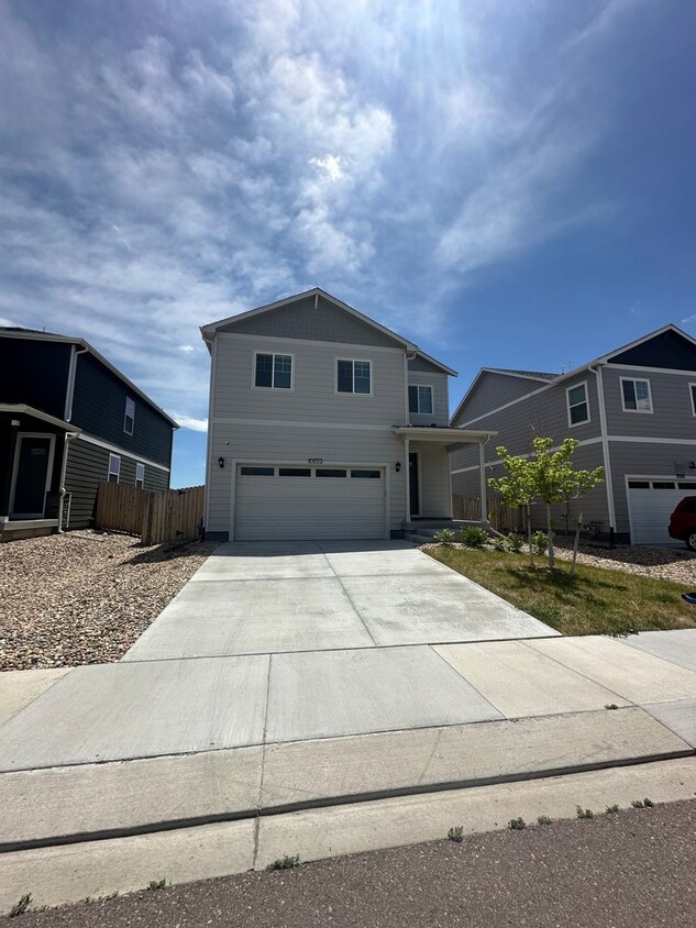 Primary Photo - Move In ready home on Castor