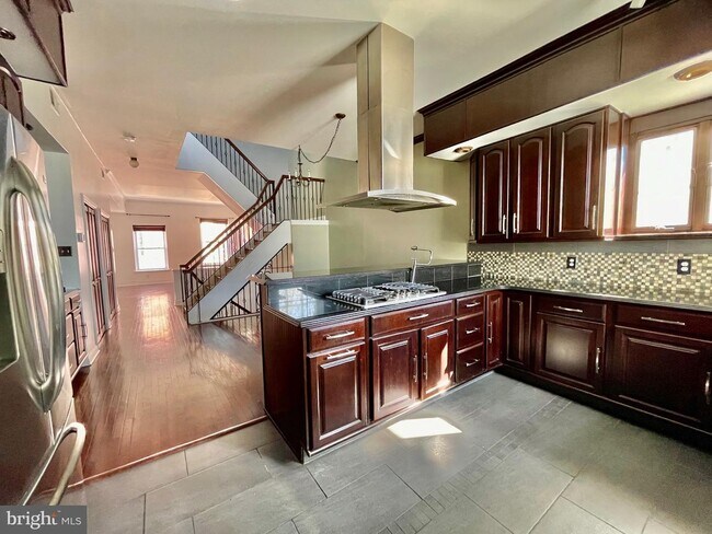 Foto del edificio - 822 N Ringgold St