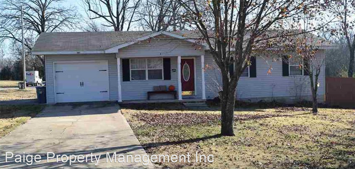 3 br, 1 bath House 197 Town Park Dr House Rental in Mountain Home