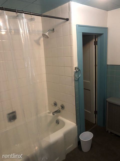 Foto del edificio - 4 br, 2 bath House - 410 High St