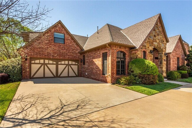 Building Photo - 1034 Villas Creek Dr