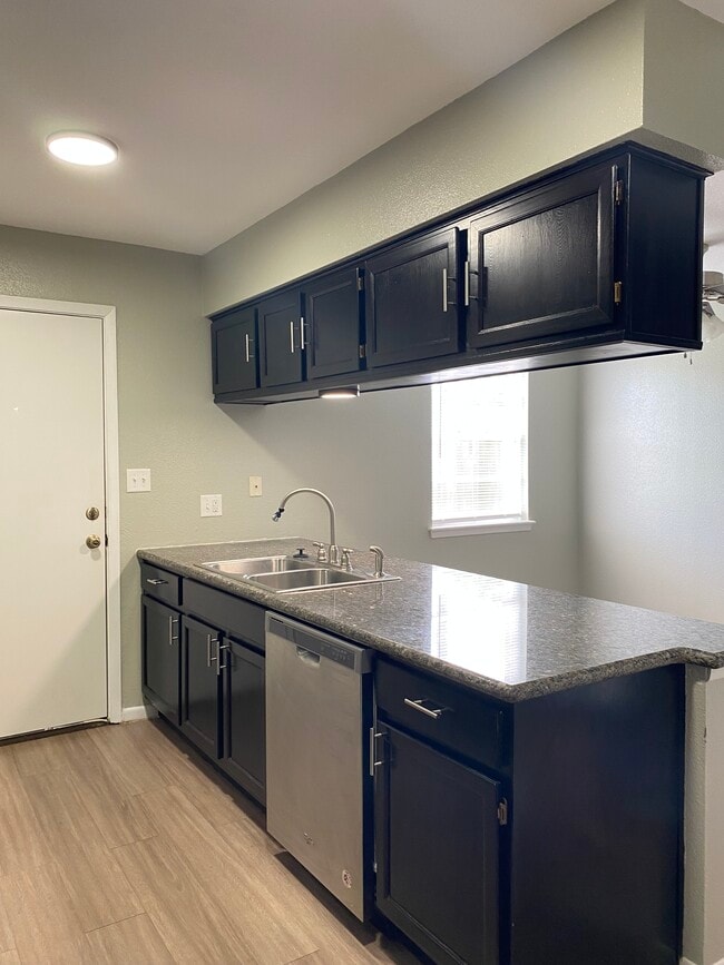 Kitchen/ back door - 1500 Elm Ave