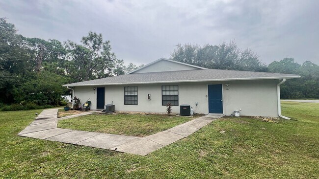 Foto del edificio - 2/2 Quiet and Cozy Palm Bay Unit AVAILABLE NOW! - $300 DISCOUNT AVAILABLE!