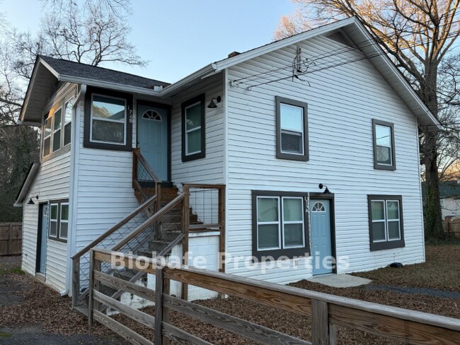 Foto del edificio - 176 Cloud St