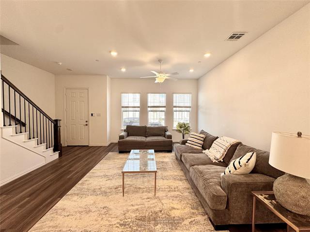 Foto del edificio - 1065 Keene Rdg Dr