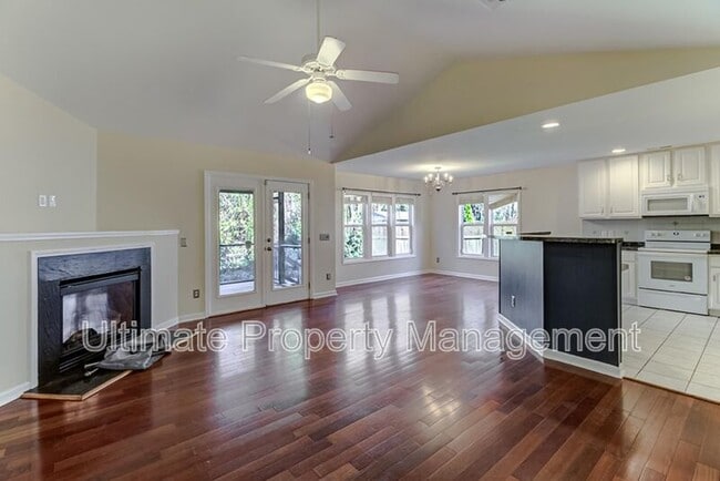 Foto del edificio - 105 Southern Magnolia Ct