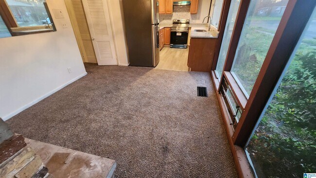 Foto del edificio - 1319 Court R