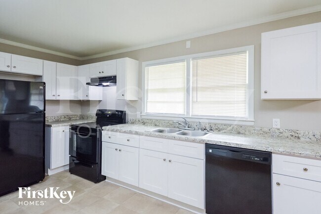 Foto del edificio - 1175 Milstead Ave NE