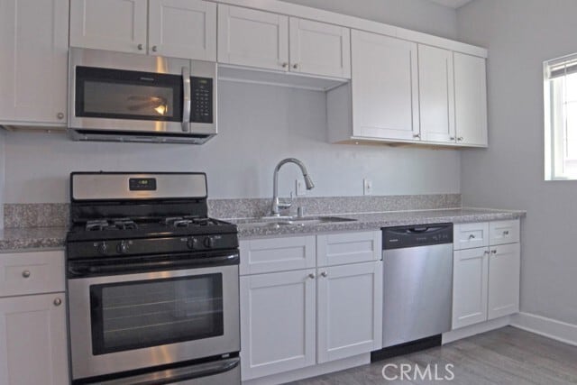 Foto del edificio - 3111 Kenwood Ave