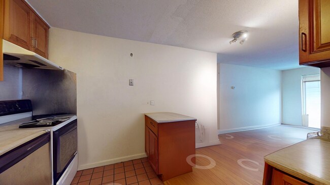 Foto del edificio - 280 Corey Rd