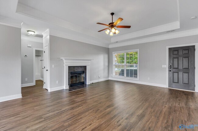 Foto del edificio - 107 Creekwood Dr