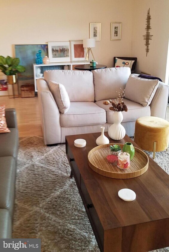 1 Smeton Pl Unit 406, Towson, MD 21204 Room for Rent in Towson, MD