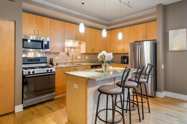 Foto del edificio - 2 bedroom in Chicago IL 60606