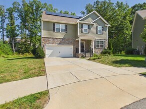 Building Photo - 5701 Brailen Dr