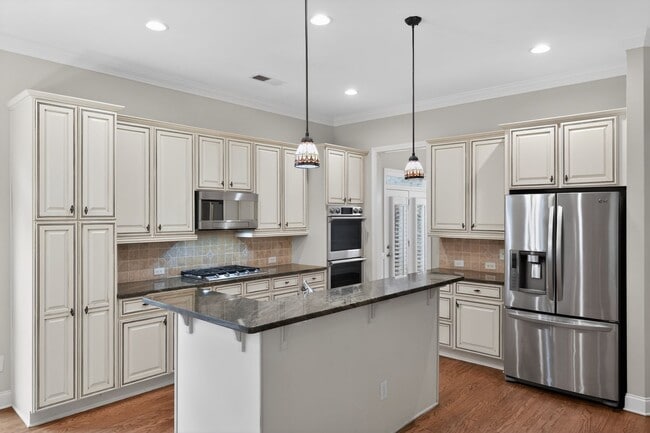 Photo - 2979 Gateland Square Townhome