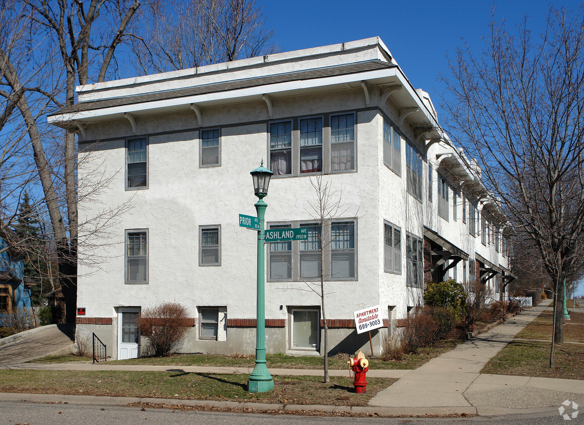 Foto del edificio - 87 Prior Ave North