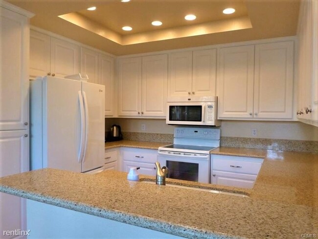 Building Photo - 2 br, 2.5 bath Condo - 226 Gallery Way