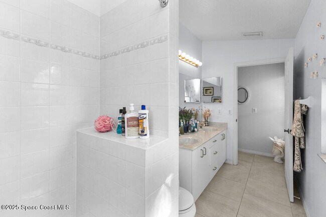 Building Photo - 4243 Pondapple Dr