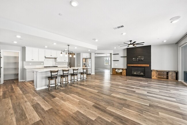 Building Photo - 3459 Aspen St