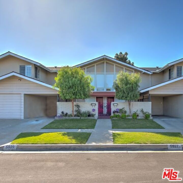 Foto principal - 5939 S La Cienega Blvd