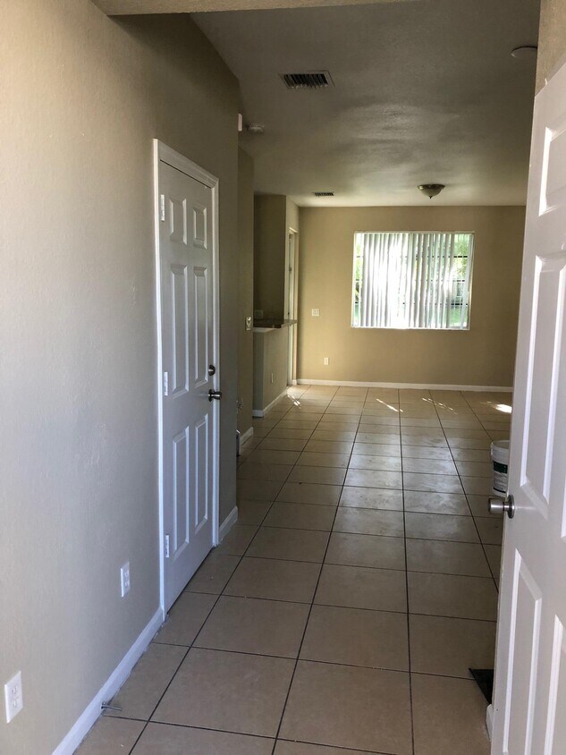 965 Tortuga Dr, Riviera Beach, FL 33404 Townhouse for Rent in Riviera