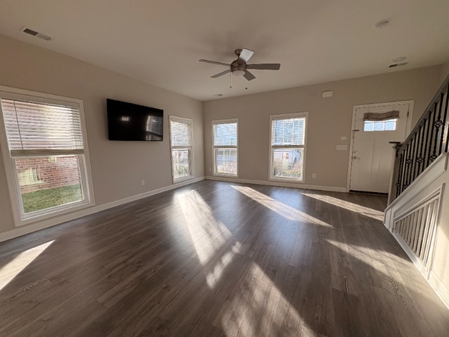 Building Photo - 4060 Opal Dr