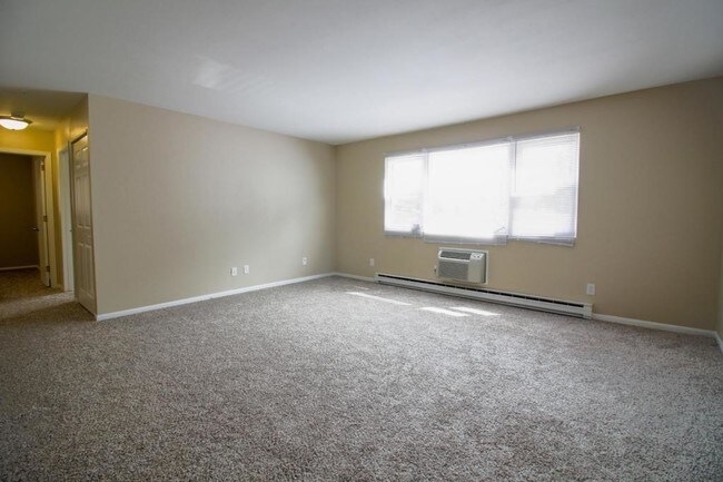 Foto del edificio - 230 S. Division St. #11
