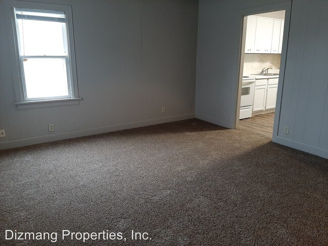 Building Photo - 2 br, 1 bath House - 1632 W. Division St.