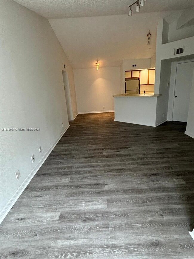 Foto del edificio - 701 Vista Isles Dr