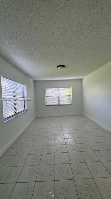 Building Photo - 8290 Lake Dr