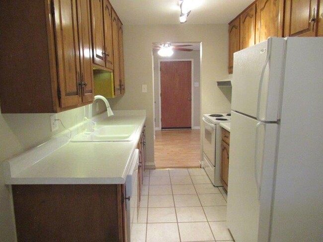 Foto del edificio - Fabulous Lakewood/Denver 3 bed/1 bath/1 ca...