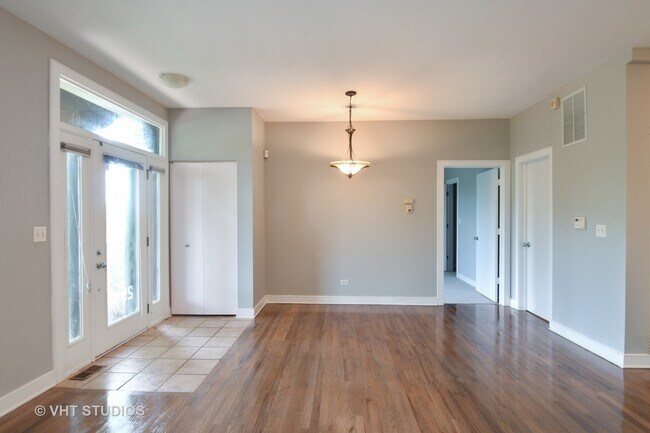 Foto del edificio - 2912 N River Walk Dr