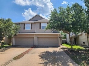 Building Photo - 6107 Shelbourne Park Ln