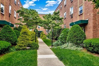 Building Photo - 43 Colborne Rd